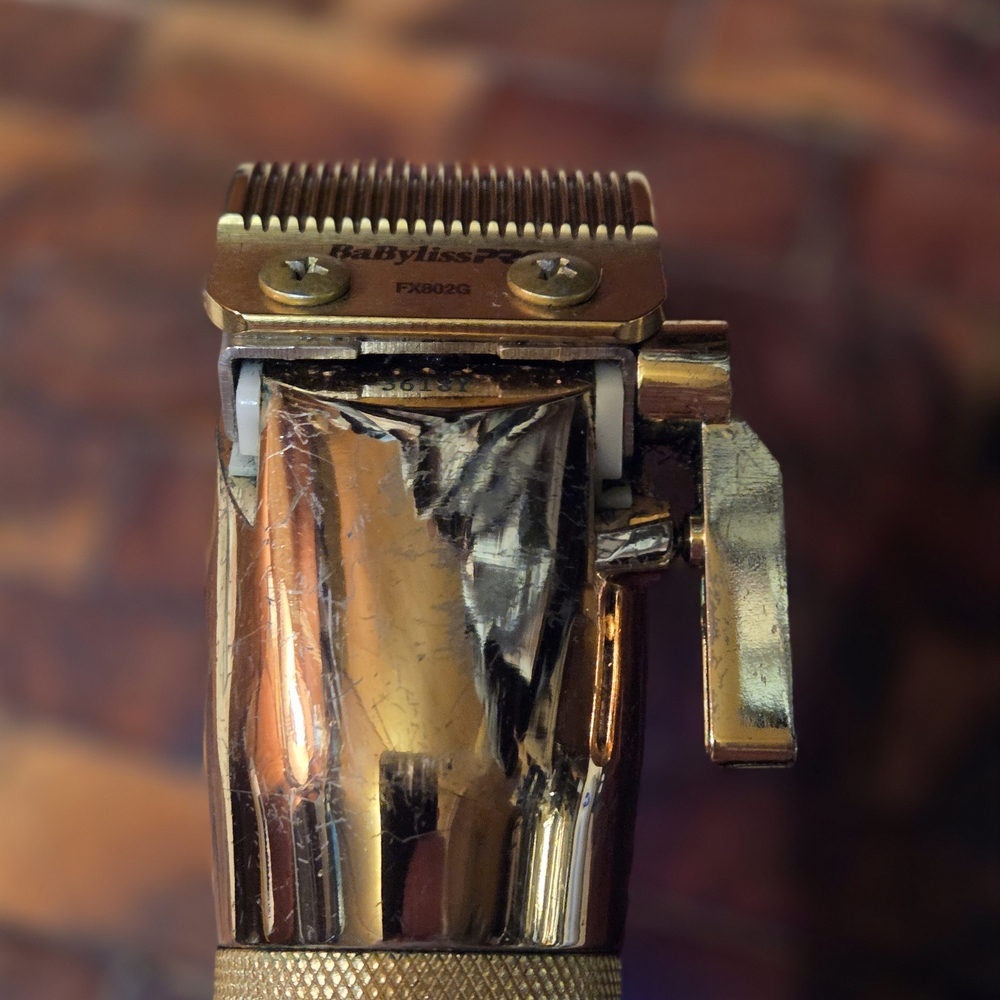 BaByliss Gold and Blue Hair Clipper - Picture 4 of 11